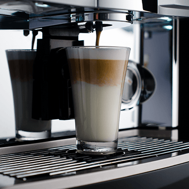 3.3a_milano_8_60_machine_latte